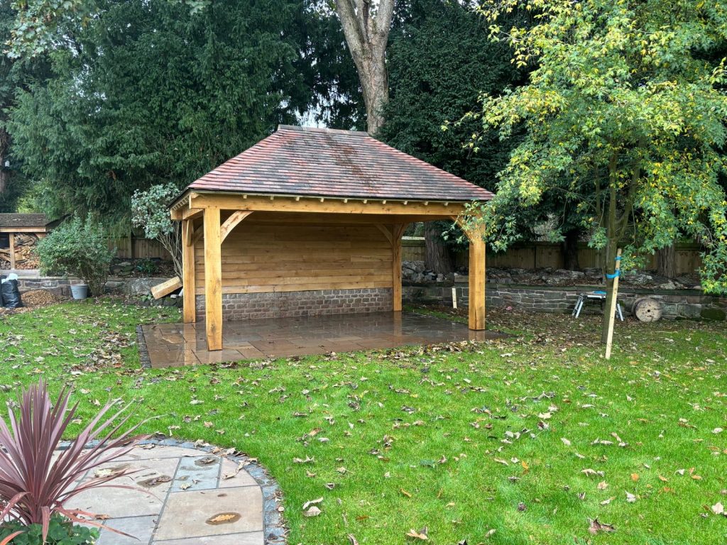roofed gazebo viewed from the front