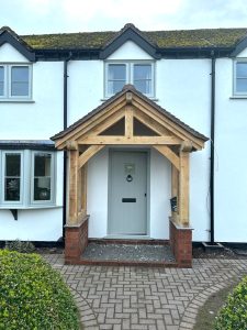Green Oak Entrance Porch Staffordshire 2 Copy 225x300