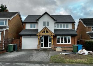 Green Oak Porch Extension Staffordshire Front 2 E1740136320414 300x212